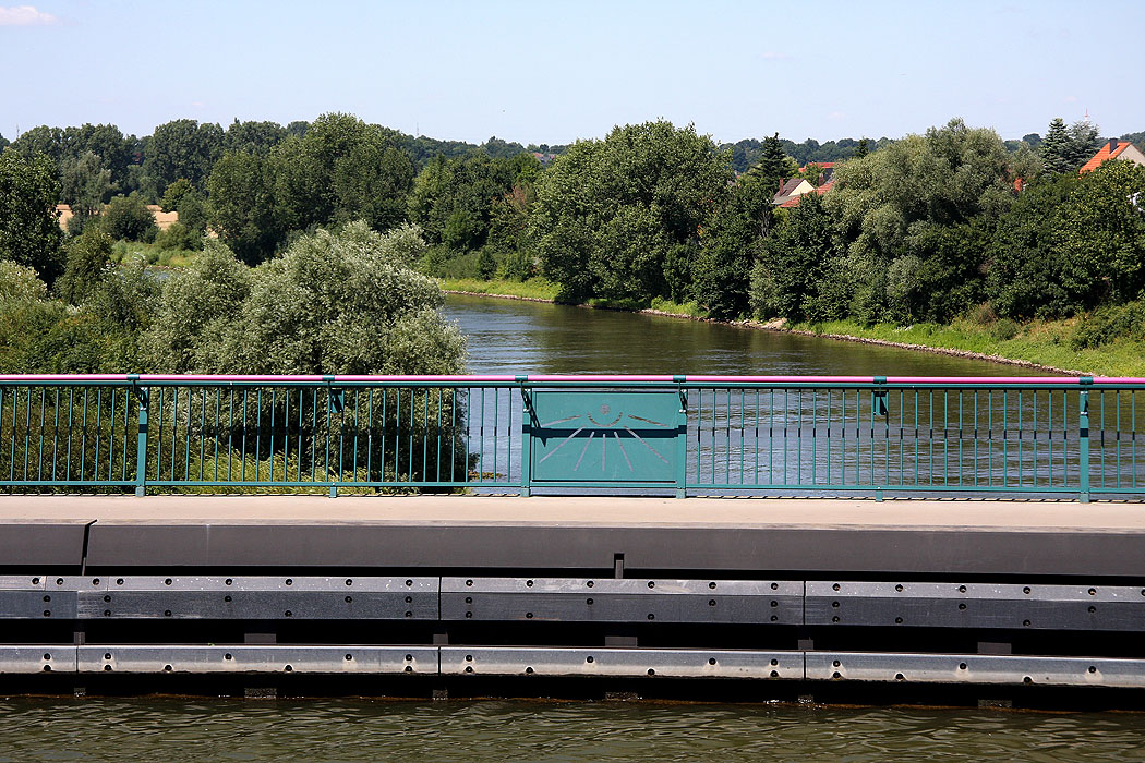 2008-07-24-13, Minden, Mittellandkanal - 1302.jpg